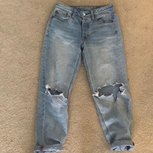 American Eagle vintage high rise jeans